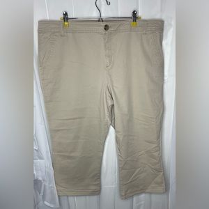 Old navy tan capri 18T bootcut